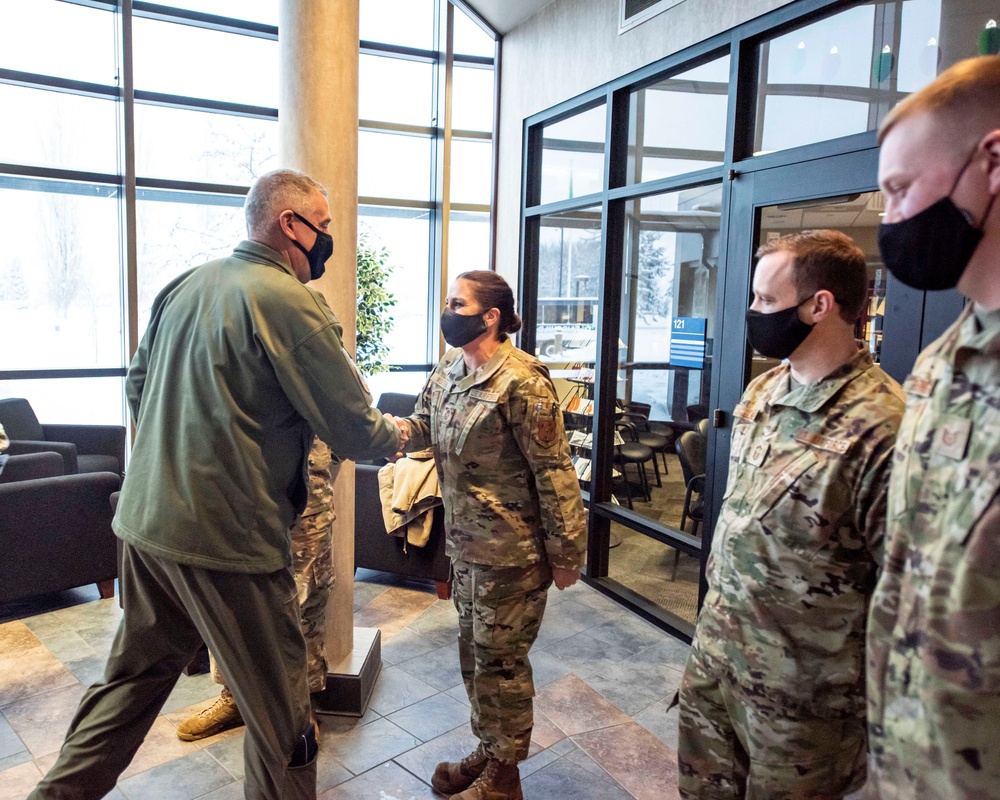 AMC Commander visits 141st ARW