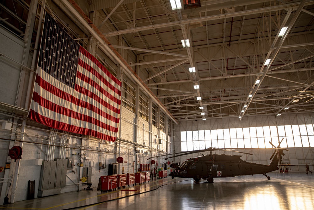 HH-60 BLACK HAWK HELICOPTER FLIGHT