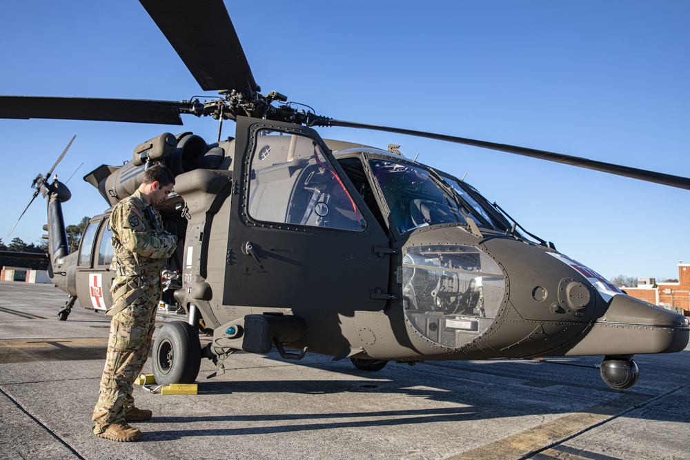 HH-60 BLACK HAWK HELICOPTER FLIGHT