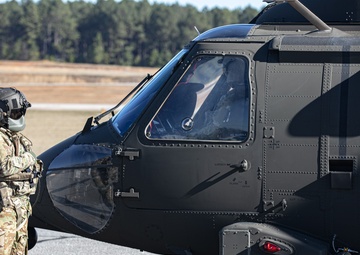 HH-60 BLACK HAWK HELICOPTER FLIGHT