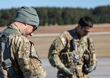 HH-60 BLACK HAWK HELICOPTER FLIGHT