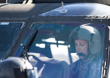 HH-60 BLACK HAWK HELICOPTER FLIGHT