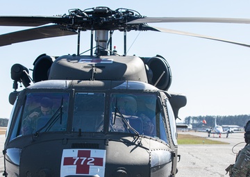 HH-60 BLACK HAWK HELICOPTER FLIGHT