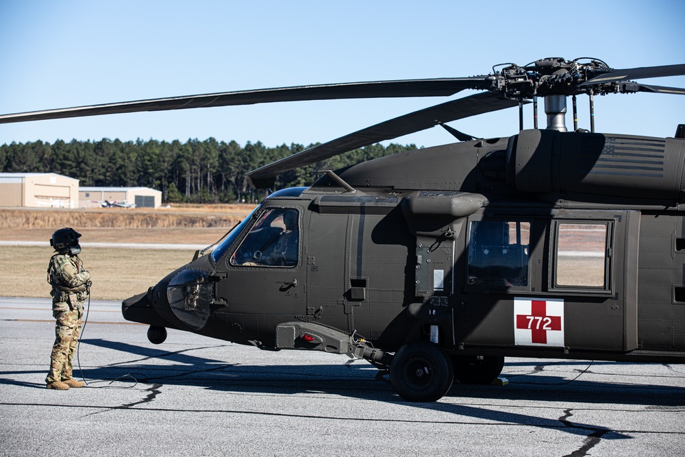 HH-60 BLACK HAWK HELICOPTER FLIGHT