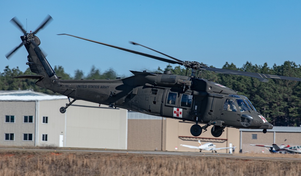 HH-60 BLACK HAWK HELICOPTER FLIGHT