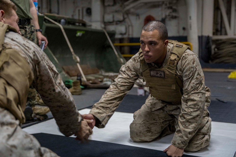 11th MEU, BLT 1/1 participate in MCMAP aboard USS Essex (LHD 2)