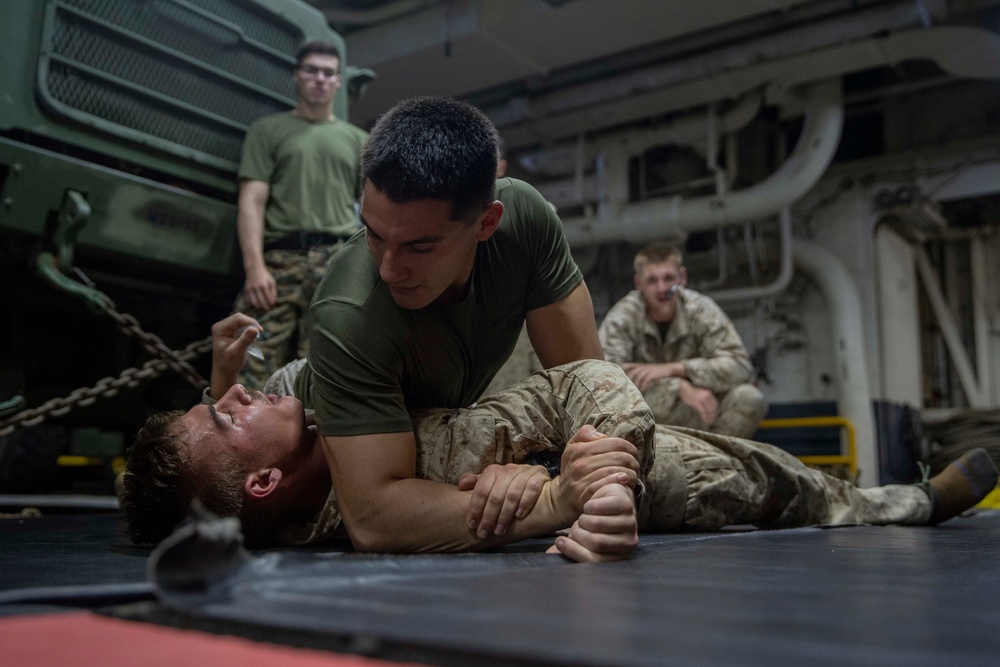 11th MEU, BLT 1/1 participate in MCMAP aboard USS Essex (LHD 2)