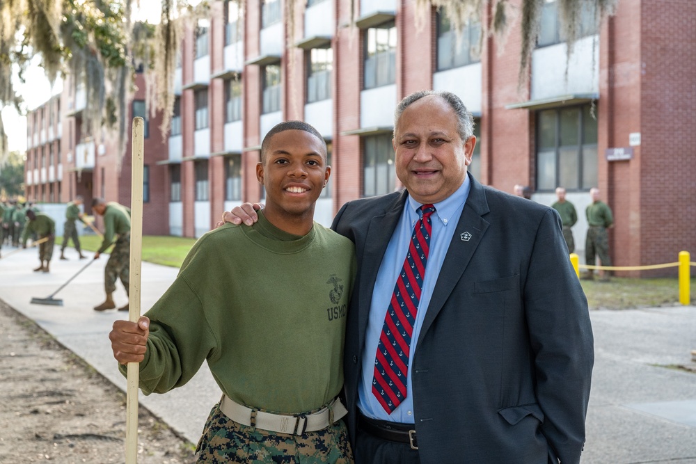 SECNAV visits MCRD Parris Island