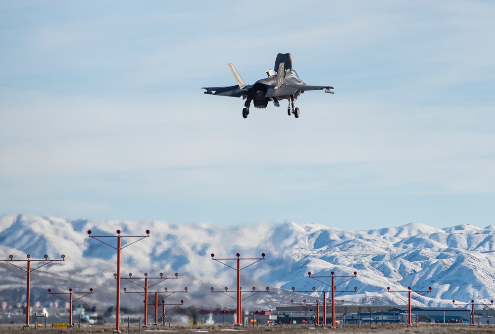Arizona Marine Corps pilots fly F-35s, train with A-10s at Idaho ranges