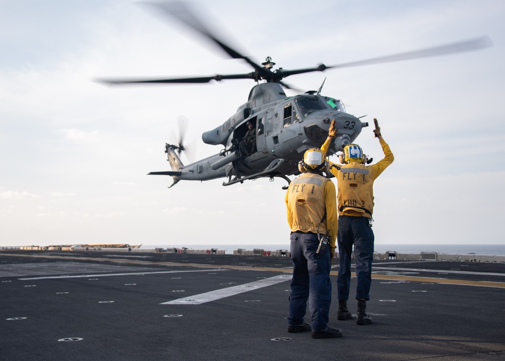 USS Essex Underway Operations USS Essex Underway Operations