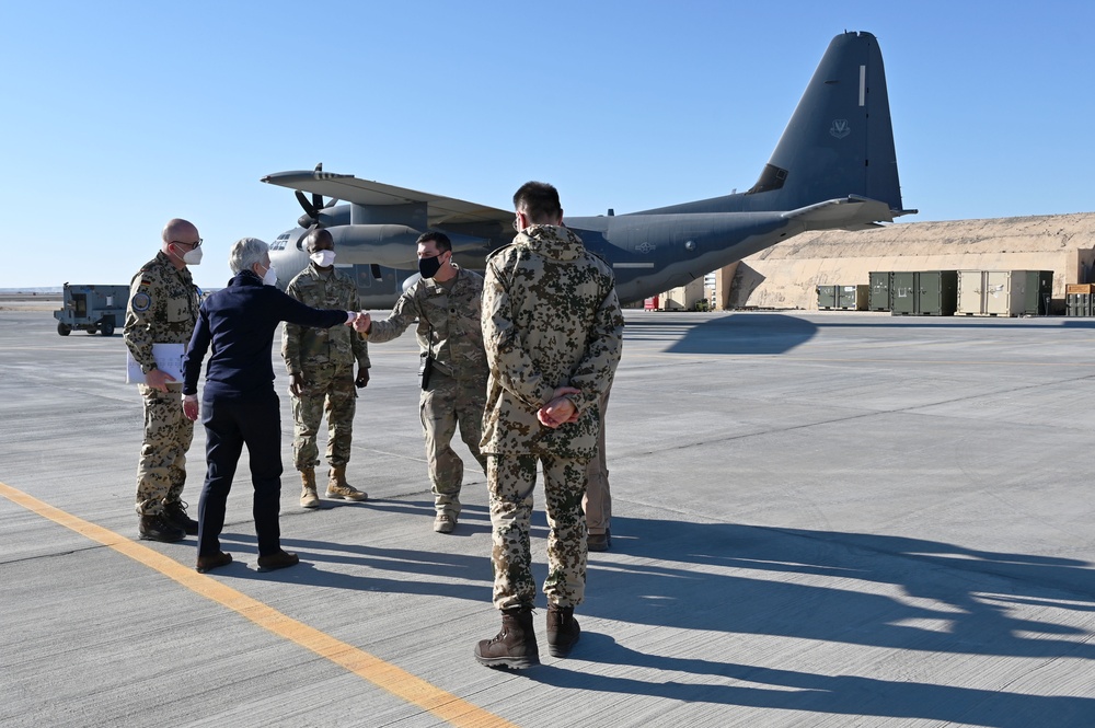 332d Air Expeditionary Wing hosts German distinguished guests for aircraft tour