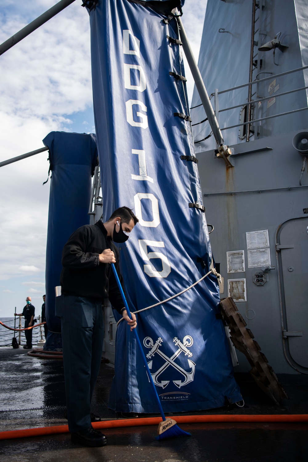 USS Dewey - Freshwater Washdown