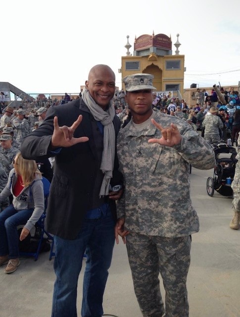 SSG Christopher Jackson poses with Eddie George