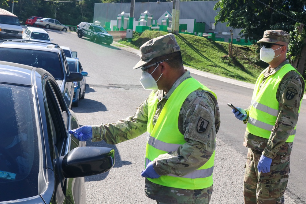 Puerto Rico National Guard support COVID-19 testing
