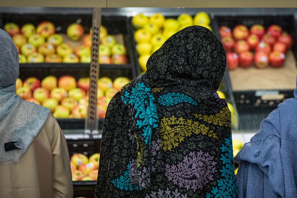 Task Force Holloman hosts commissary walk-through