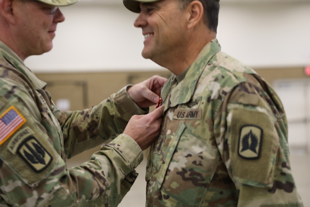 164th ADA awards outgoing Command Sgt. Major
