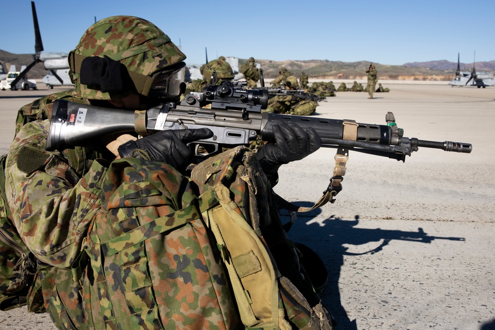 Iron Fist 2022: US Marines, Japan Ground Self-Defense Force soldiers conduct on/off drills