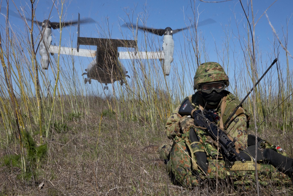 Iron Fist 2022: US Marines, Japan Ground Self-Defense Force soldiers conduct on/off drills