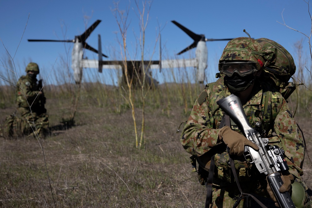 Iron Fist 2022: US Marines, Japan Ground Self-Defense Force soldiers conduct on/off drills