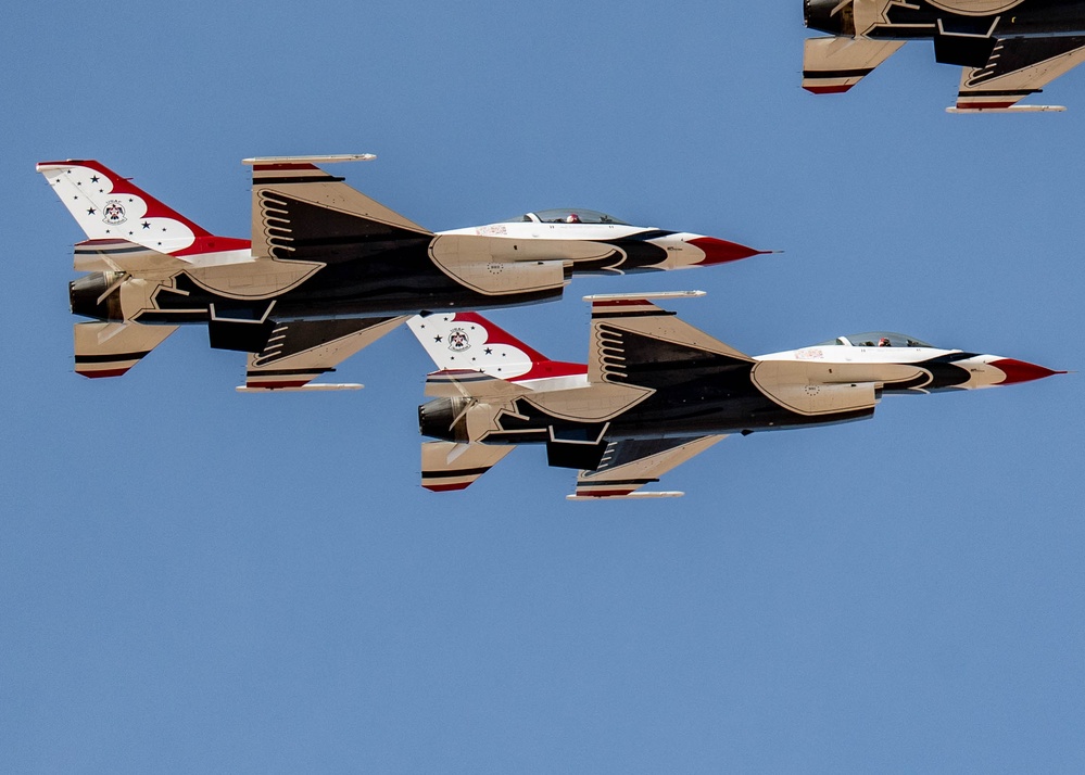 Day 1 in the Books for the Thunderbirds First Winter Training Trip