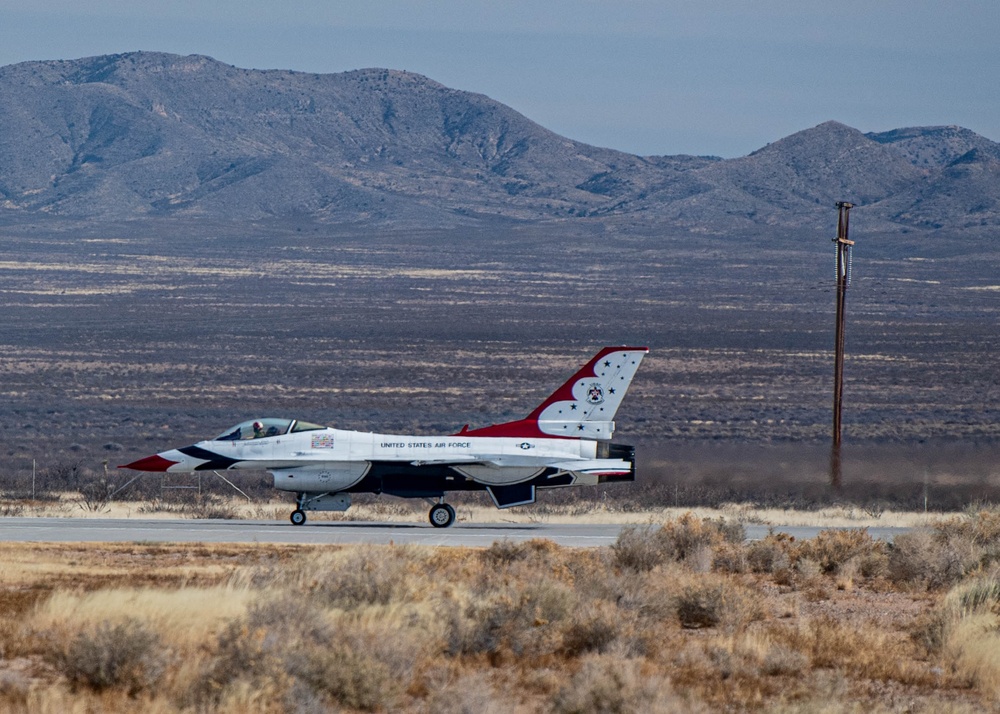 Day 1 in the Books for the Thunderbirds First Winter Training Trip