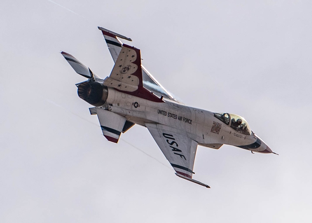 Day 1 in the Books for the Thunderbirds First Winter Training Trip