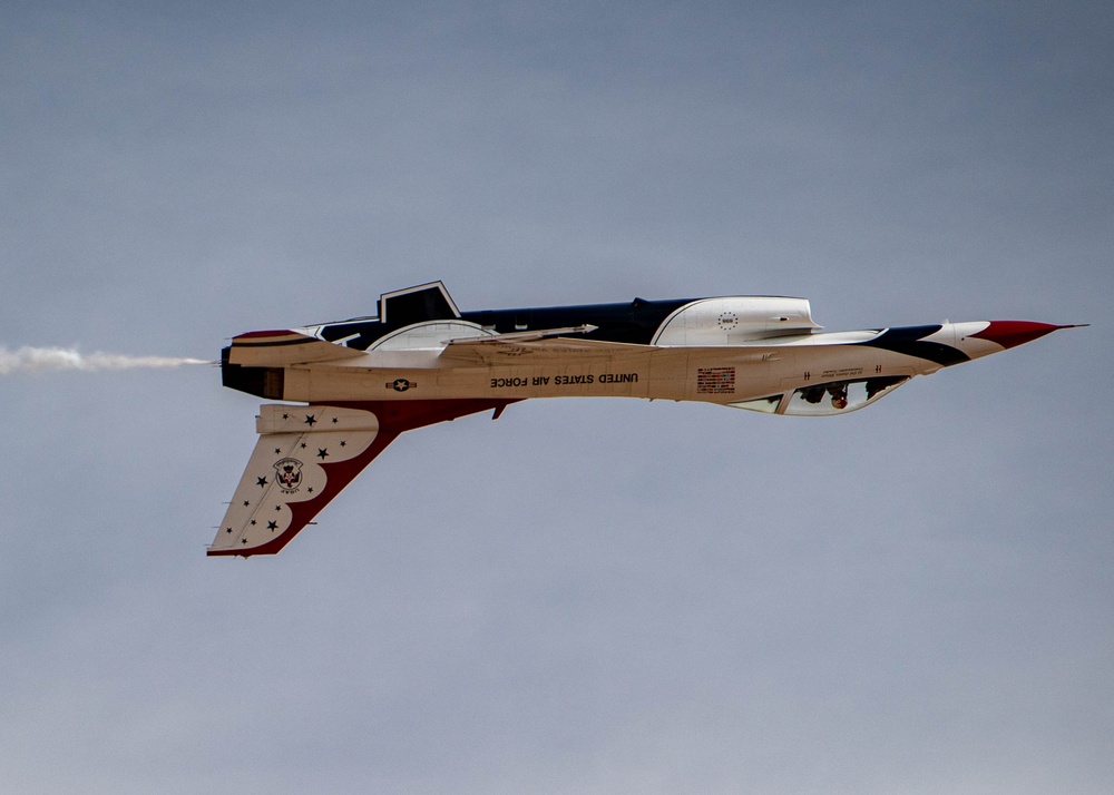 Day 1 in the Books for the Thunderbirds First Winter Training Trip