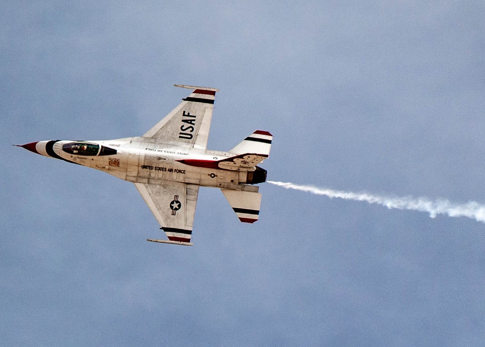 Day 1 in the Books for the Thunderbirds First Winter Training Trip