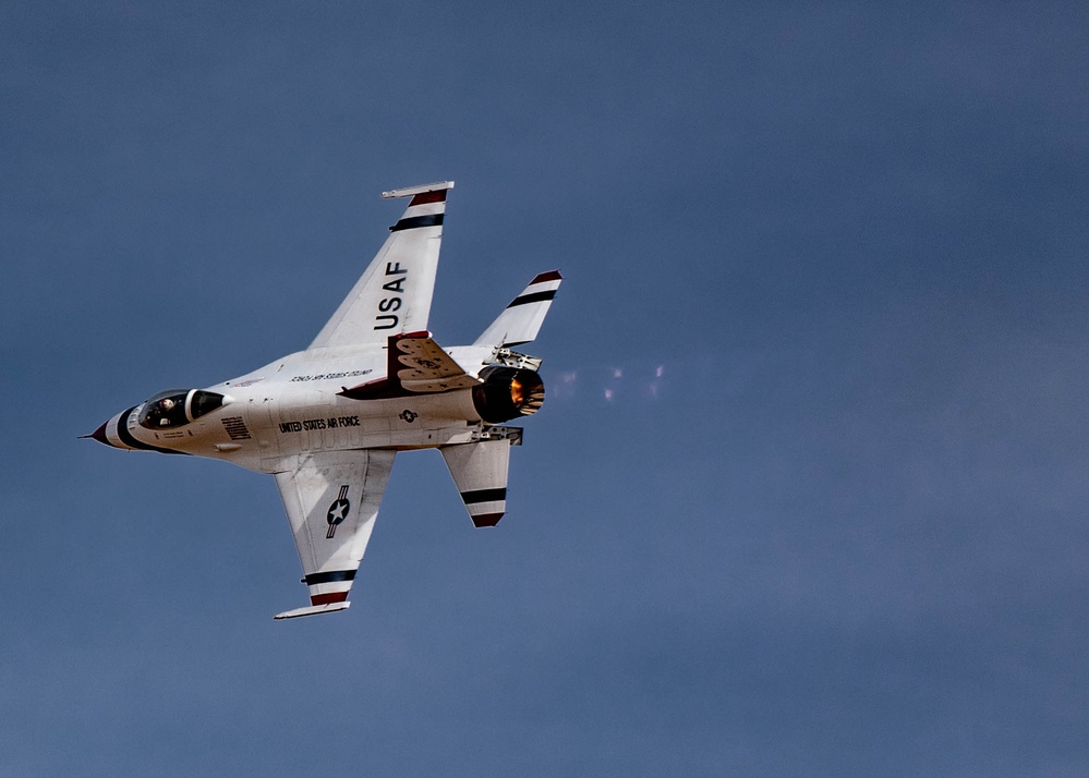 Day 1 in the Books for the Thunderbirds First Winter Training Trip