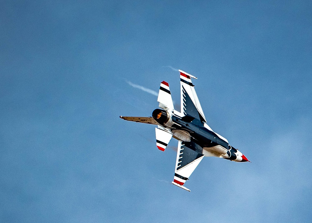 Day 1 in the Books for the Thunderbirds First Winter Training Trip