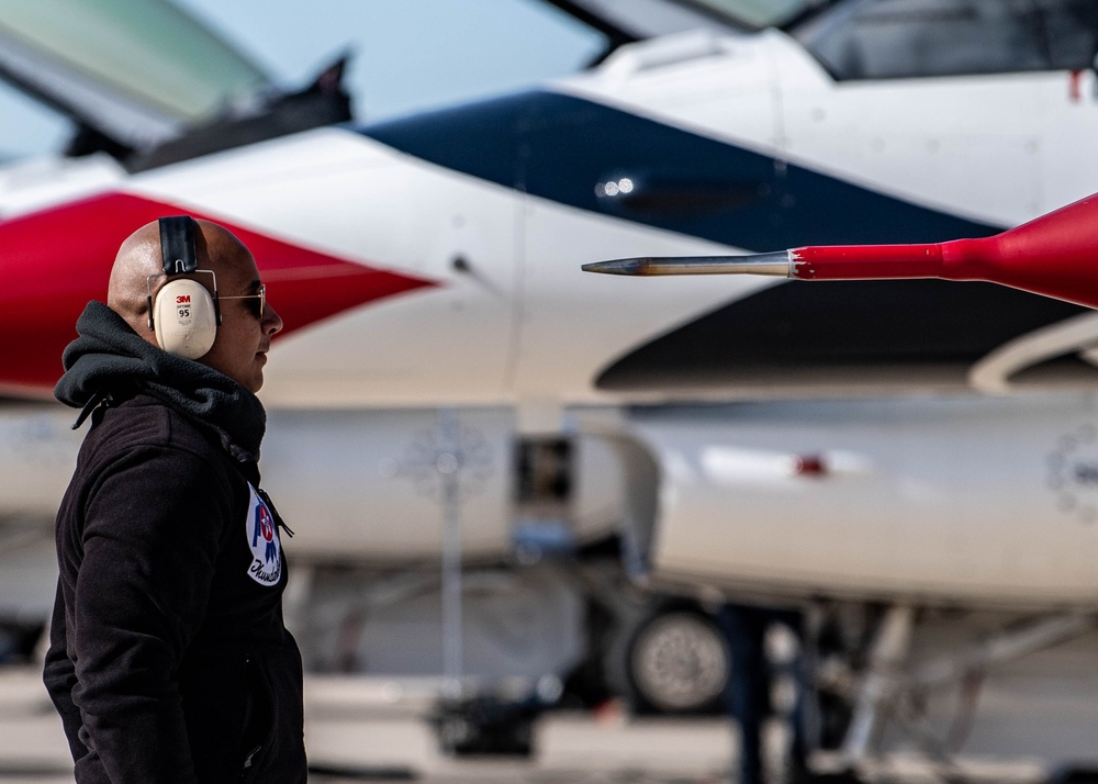 Day 1 in the Books for the Thunderbirds First Winter Training Trip