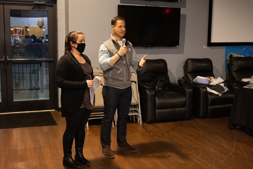 1TSC's SFRG Hosts a Dessert Auction