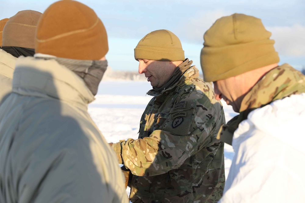 Spartans train Hungarian soldiers in extreme cold weather operations