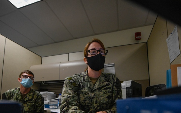 Sailors File for TLA at PSD, Hawaii