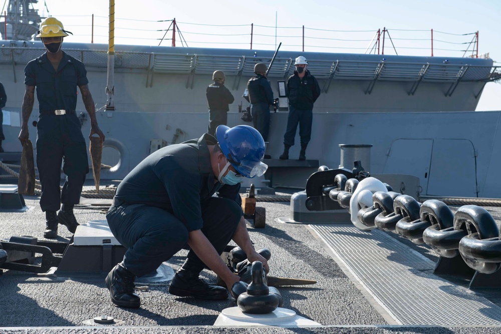 USS New Orleans Refuels at Akasaki Pier