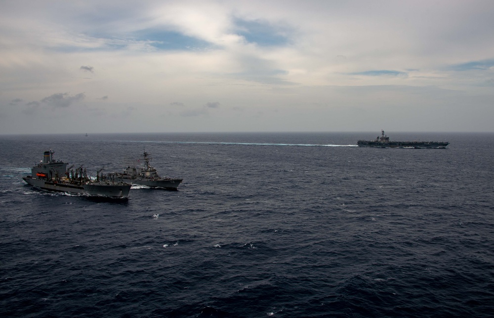 Carl Vinson Carrier Strike Group and Essex Amphibious Ready Group Conduct Joint Operations