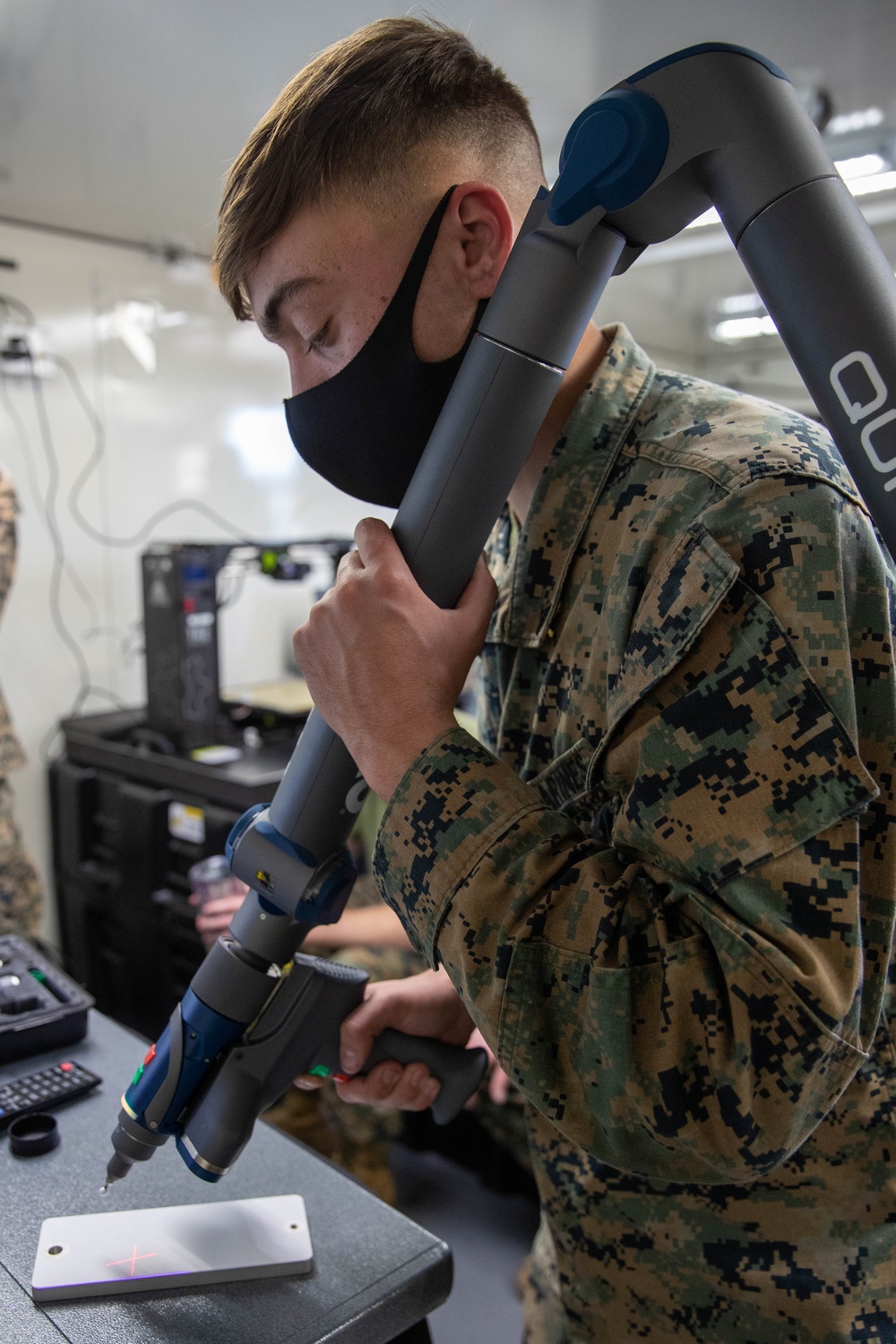 2nd Maintenance Battalion conducts New Equipment Training on the Expeditionary Fabrication System