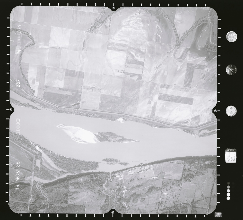 081099.039 - 150 CFS Ark. River.367.2