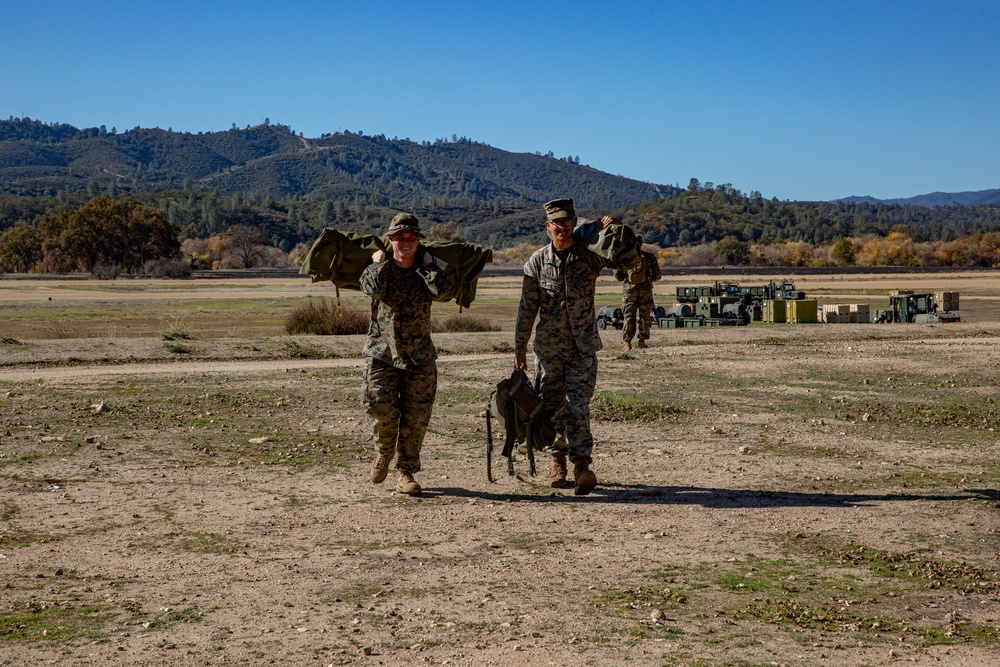 Combat Logistics Battalion 5 Set Up A COC At Fort Hunter Liggett