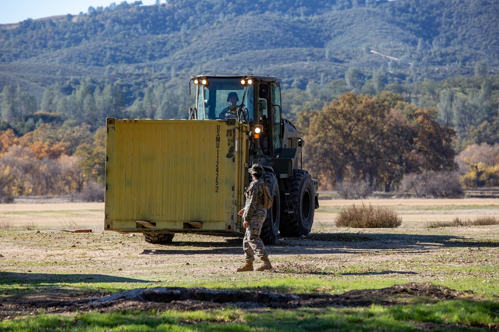 Combat Logistics Battalion 5 Set Up A COC At Fort Hunter Liggett