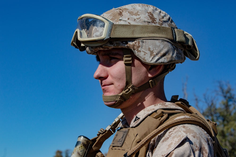 Combat Logistics Battalion 5 Set Up A COC At Fort Hunter Liggett