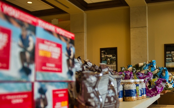 Boy Scouts donate popcorn to Indiana National Guardsmen