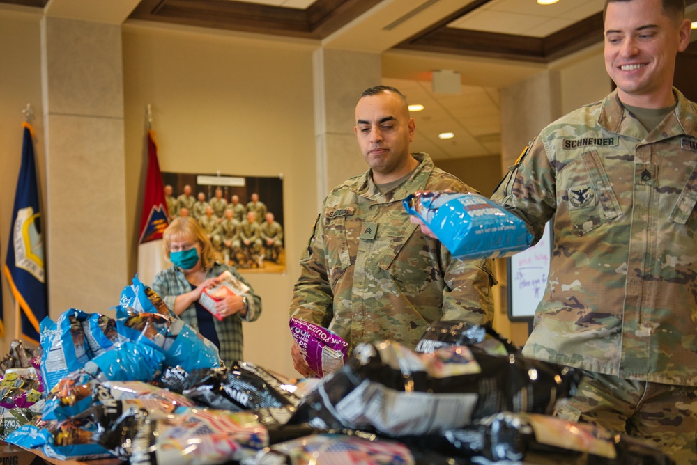 Boy Scouts donate popcorn to Indiana National Guardsmen