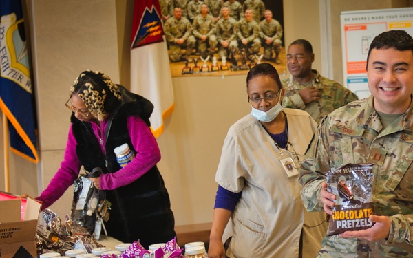 Boy Scouts donate popcorn to Indiana National Guardsmen