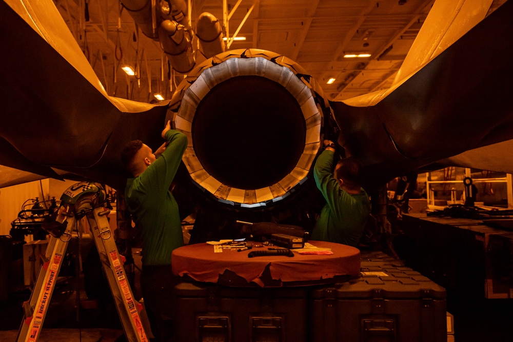 USS Carl Vinson (CVN 70) Conducts Hangar Bay Operations in 7th Fleet