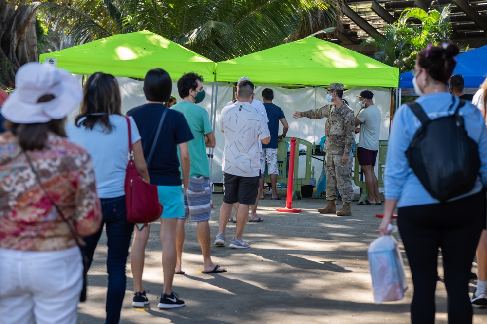Hawaii National Guard Task Force Medical provide COVID-19 test site support