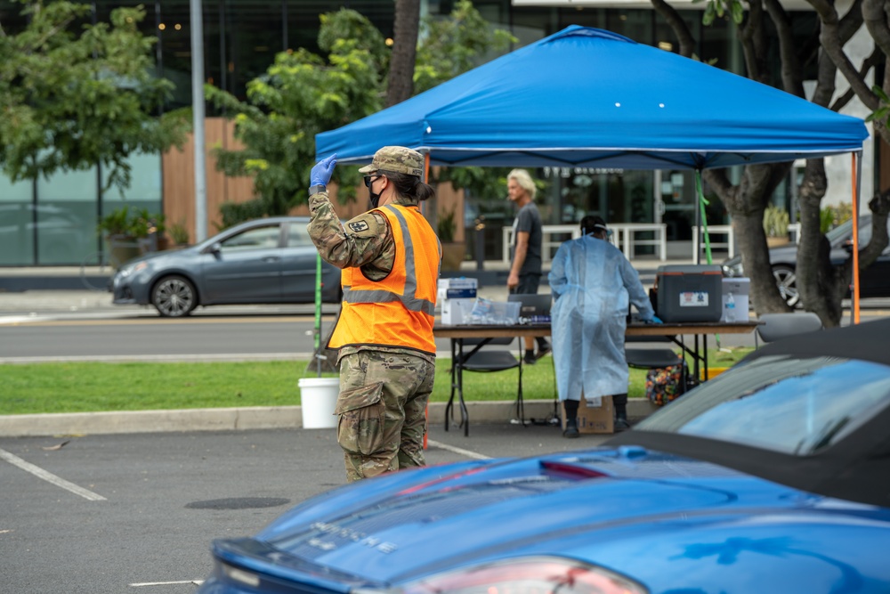 Hawaii National Guard Task Force Medical provides COVID-19 test site support