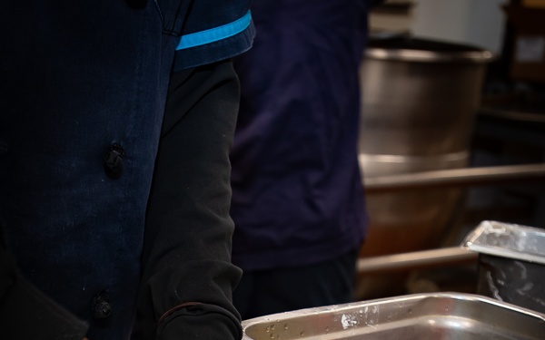 USS Ronald Reagan (CVN 76) Aft Galley