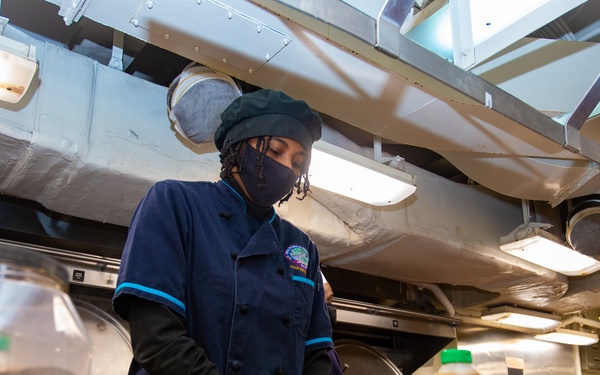 USS Ronald Reagan (CVN 76) Aft Galley