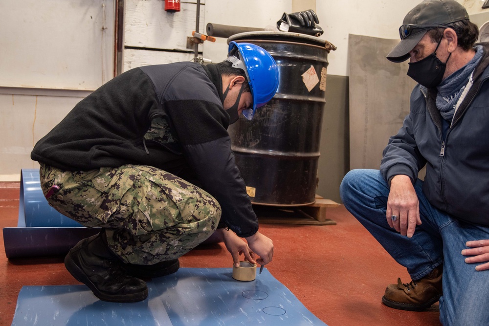 USS Ronald Reagan (CVN 76) Tile Team